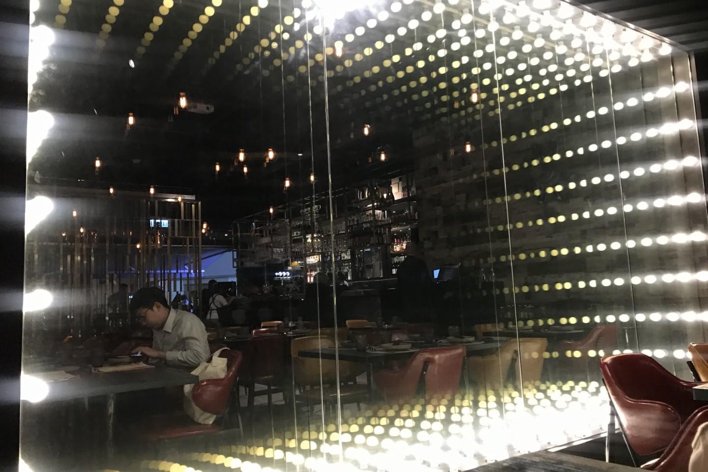8Five2 Restobar