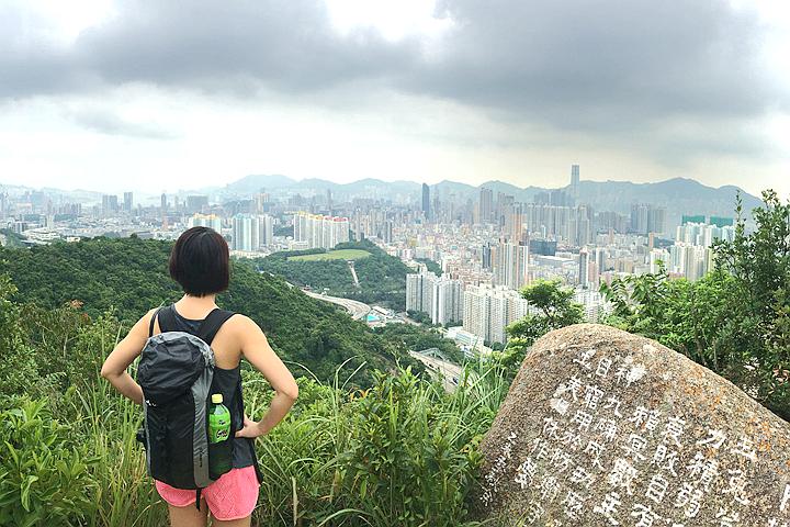 畢架山行山